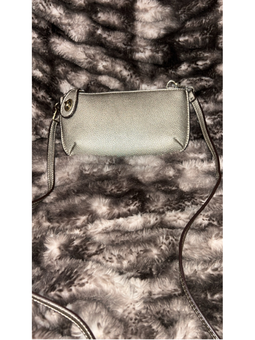 Women's joy Sudan Metallic Gold Crossbody Bag One Size